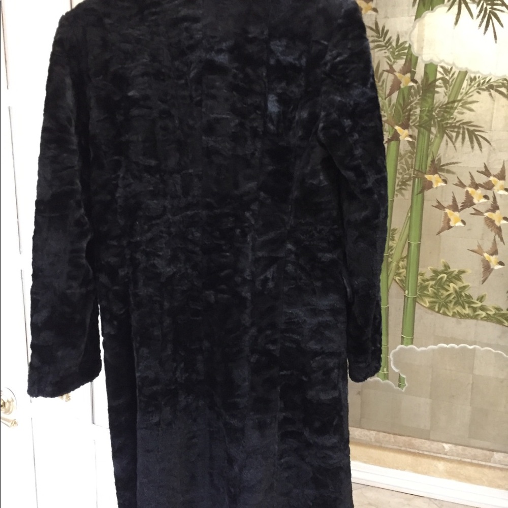 Portrait Coat - Picture 4 of 7